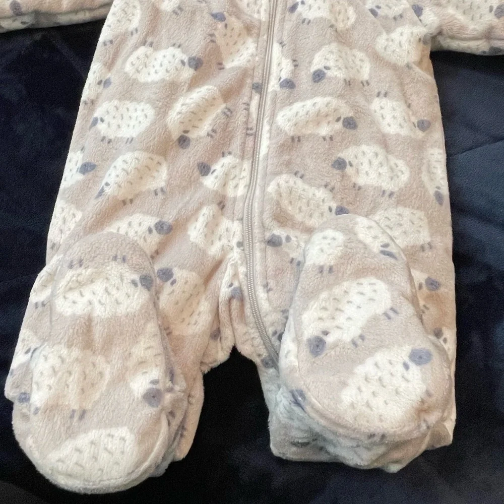 Carter’s 6M Snowsuit Gray w/ Lamb Print, Hood w/ Ears‎